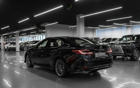 Toyota Camry, 2025 год, 4 275 000 рублей, 4 фотография