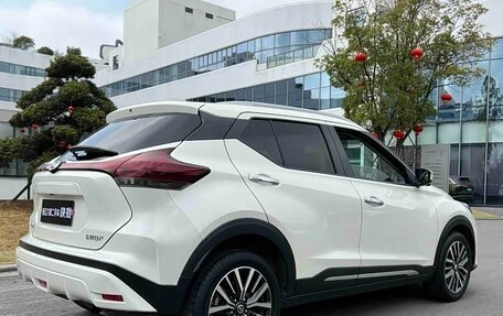 Nissan Kicks I, 2022 год, 1 270 000 рублей, 6 фотография