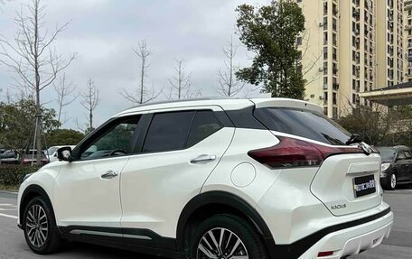 Nissan Kicks I, 2022 год, 1 270 000 рублей, 4 фотография