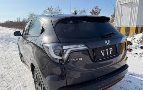 Honda Vezel, 2022 год, 1 356 000 рублей, 4 фотография