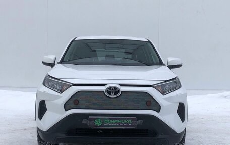 Toyota RAV4, 2020 год, 2 930 000 рублей, 2 фотография
