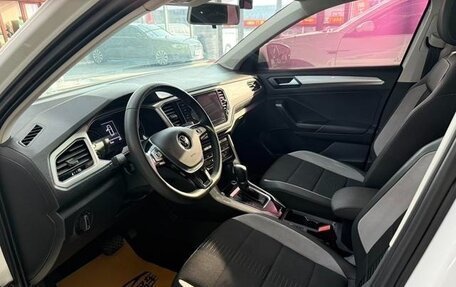 Volkswagen T-Roc I, 2022 год, 1 820 333 рублей, 7 фотография