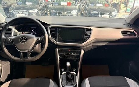 Volkswagen T-Roc I, 2022 год, 1 820 333 рублей, 8 фотография