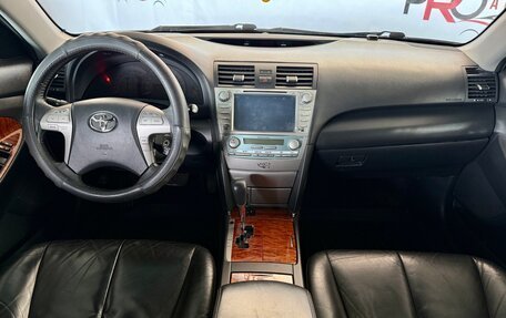 Toyota Camry, 2007 год, 1 000 000 рублей, 10 фотография