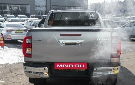 Toyota Hilux VIII, 2020 год, 3 998 000 рублей, 6 фотография