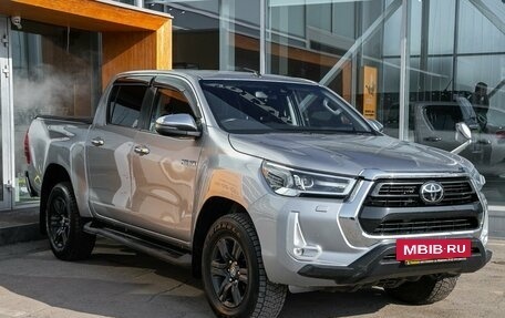 Toyota Hilux VIII, 2020 год, 3 998 000 рублей, 8 фотография