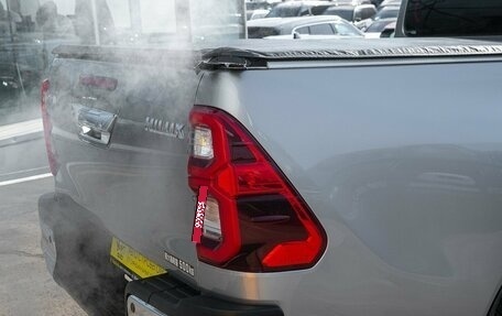 Toyota Hilux VIII, 2020 год, 3 998 000 рублей, 9 фотография