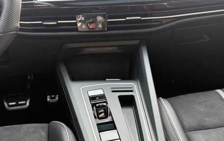 Volkswagen Golf VIII, 2022 год, 1 850 333 рублей, 14 фотография