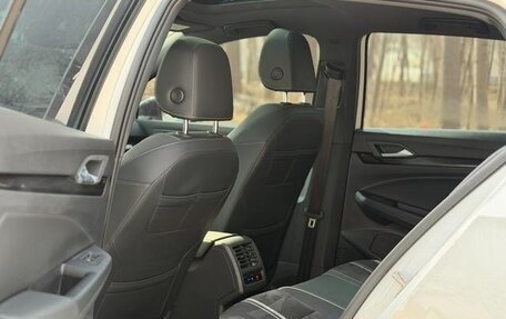 Volkswagen Golf VIII, 2022 год, 1 850 333 рублей, 17 фотография