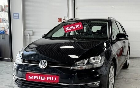 Volkswagen Golf VII, 2018 год, 1 149 000 рублей, 2 фотография