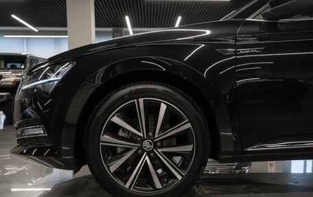 Skoda Superb III рестайлинг, 2025 год, 3 350 000 рублей, 22 фотография