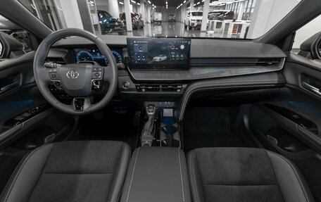 Toyota Camry, 2025 год, 4 200 000 рублей, 8 фотография