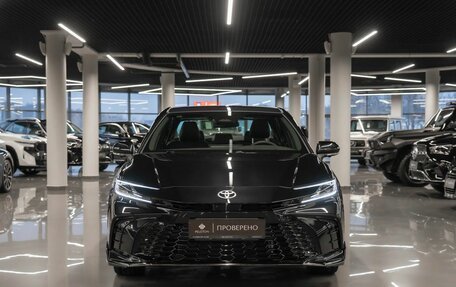 Toyota Camry, 2025 год, 4 250 000 рублей, 3 фотография