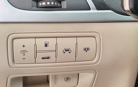 Hyundai Genesis II, 2014 год, 2 530 000 рублей, 21 фотография