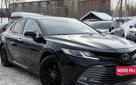 Toyota Camry, 2019 год, 2 570 000 рублей, 10 фотография