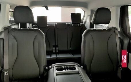 KIA Carnival, 2023 год, 5 450 000 рублей, 9 фотография