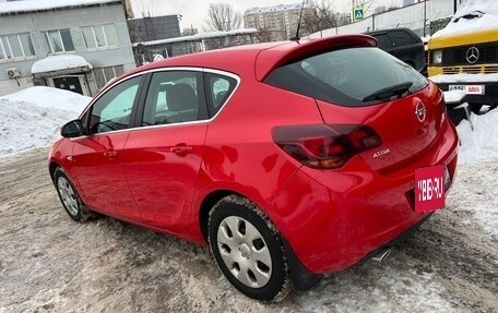 Opel Astra J, 2012 год, 950 000 рублей, 5 фотография
