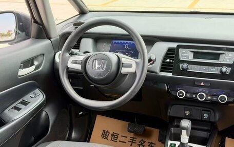 Honda Fit, 2022 год, 1 050 000 рублей, 10 фотография