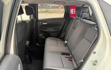 Honda Fit, 2022 год, 1 050 000 рублей, 13 фотография