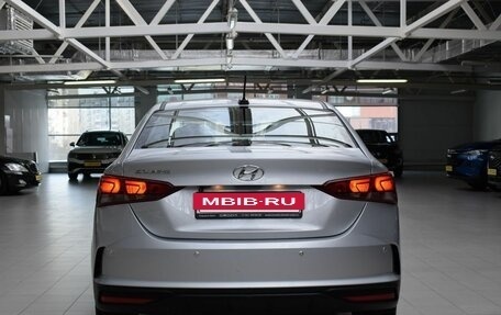 Hyundai Solaris II рестайлинг, 2015 год, 890 000 рублей, 6 фотография