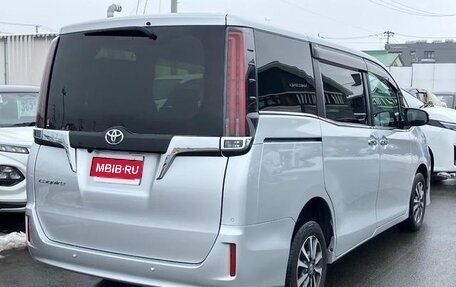 Toyota Esquire I, 2021 год, 2 370 000 рублей, 5 фотография