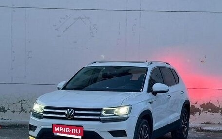 Volkswagen Tharu, 2022 год, 1 790 333 рублей, 2 фотография