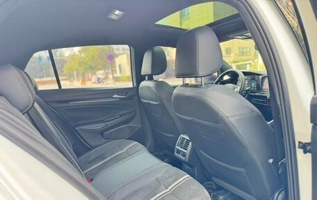 Volkswagen Golf VIII, 2023 год, 1 870 333 рублей, 19 фотография