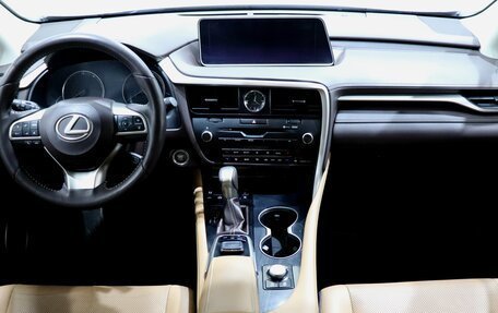 Lexus RX IV рестайлинг, 2018 год, 3 470 000 рублей, 14 фотография