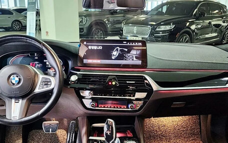 BMW 5 серия, 2022 год, 5 390 000 рублей, 4 фотография