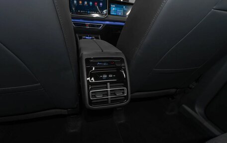 Volkswagen Tiguan, 2025 год, 4 995 000 рублей, 14 фотография