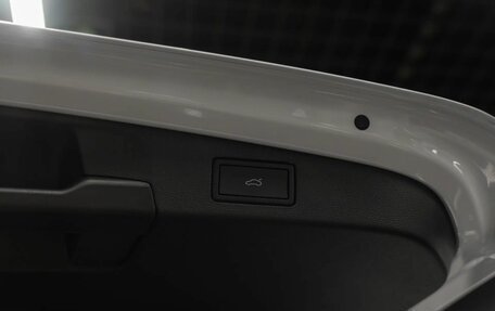 Volkswagen Tiguan, 2025 год, 4 995 000 рублей, 26 фотография