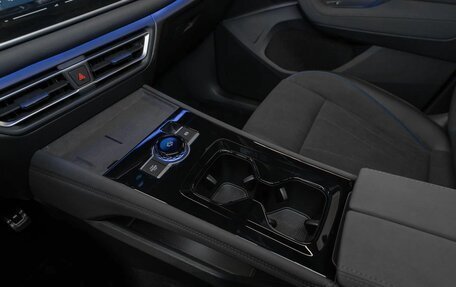 Volkswagen Tiguan, 2025 год, 4 995 000 рублей, 17 фотография