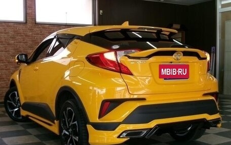 Toyota C-HR I рестайлинг, 2017 год, 1 500 000 рублей, 6 фотография