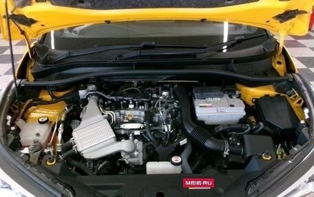 Toyota C-HR I рестайлинг, 2017 год, 1 500 000 рублей, 28 фотография