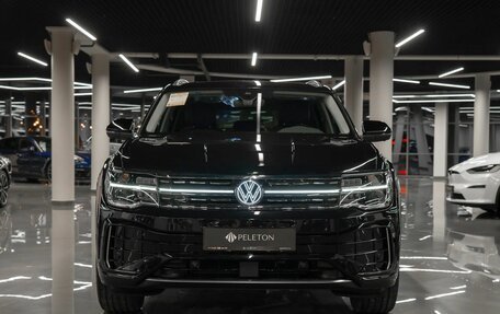 Volkswagen Teramont I, 2025 год, 5 670 000 рублей, 3 фотография