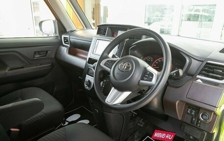 Toyota Roomy I, 2016 год, 878 000 рублей, 17 фотография