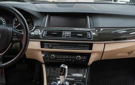 BMW 5 серия, 2016 год, 2 190 000 рублей, 11 фотография