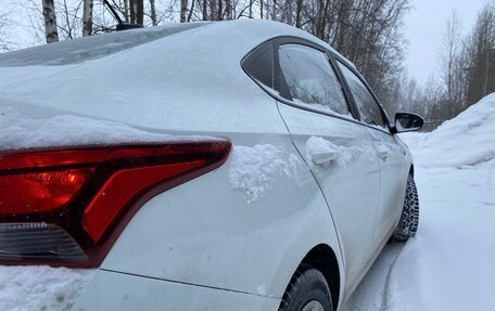 Hyundai Solaris II рестайлинг, 2018 год, 850 000 рублей, 5 фотография