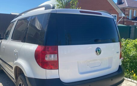 Skoda Yeti I рестайлинг, 2012 год, 700 000 рублей, 20 фотография