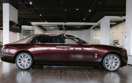 Rolls-Royce Ghost Series II рестайлинг, 2025 год, 54 000 000 рублей, 3 фотография