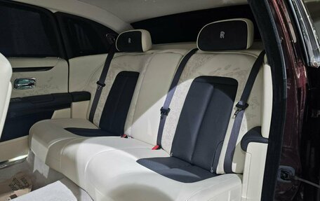 Rolls-Royce Ghost Series II рестайлинг, 2025 год, 54 000 000 рублей, 34 фотография