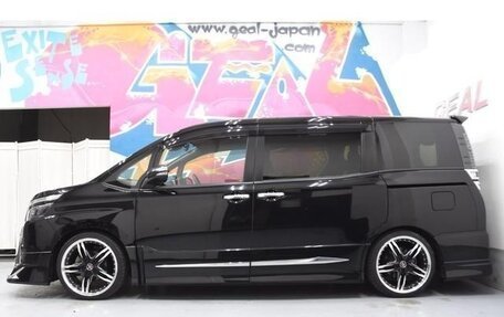 Toyota Voxy III, 2021 год, 1 920 000 рублей, 7 фотография