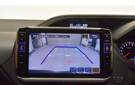 Toyota Voxy III, 2021 год, 1 920 000 рублей, 23 фотография