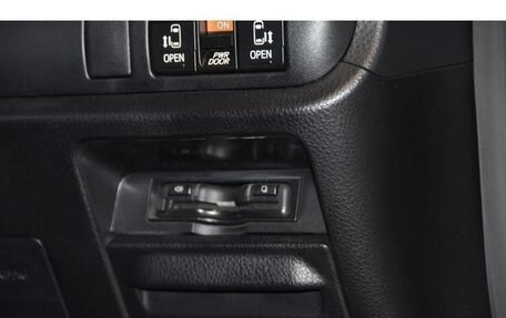 Toyota Voxy III, 2021 год, 1 920 000 рублей, 26 фотография