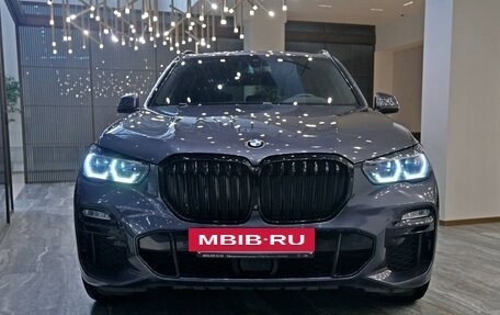 BMW X5, 2020 год, 6 390 000 рублей, 2 фотография
