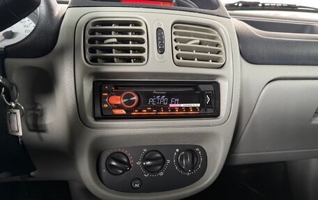 Renault Symbol I, 2004 год, 200 000 рублей, 13 фотография