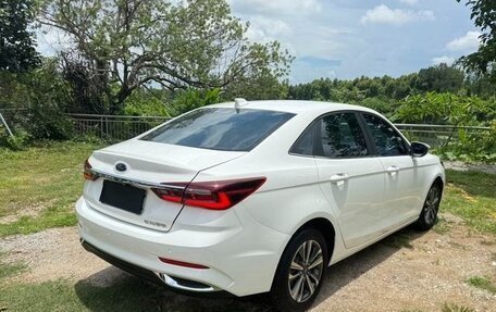 Ford Escort, 2022 год, 1 130 000 рублей, 6 фотография