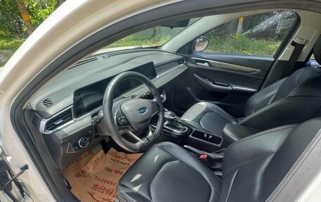 Ford Escort, 2022 год, 1 130 000 рублей, 7 фотография