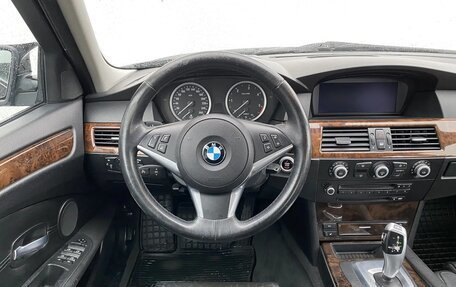 BMW 5 серия, 2007 год, 980 000 рублей, 7 фотография