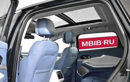 CheryExeed TXL, 2022 год, 2 300 000 рублей, 11 фотография